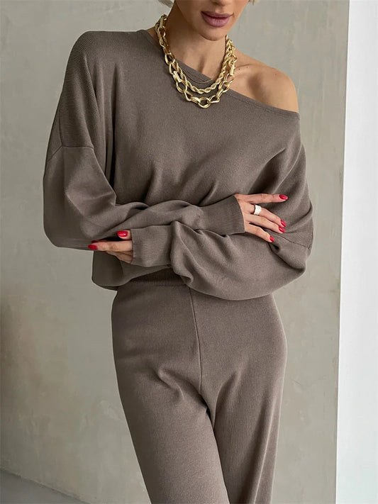 Elegant Winter Knit Pants Set